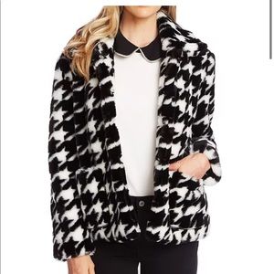 NWT CeCe Black + White Houndstooth Faux Fur Coat